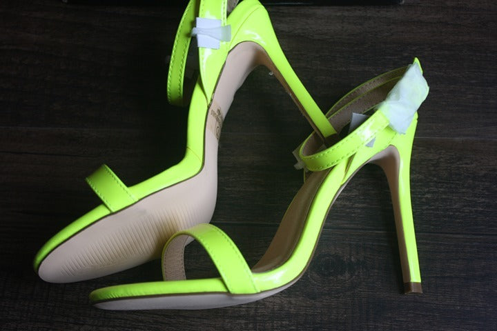 Heels size 7 Fashionnova