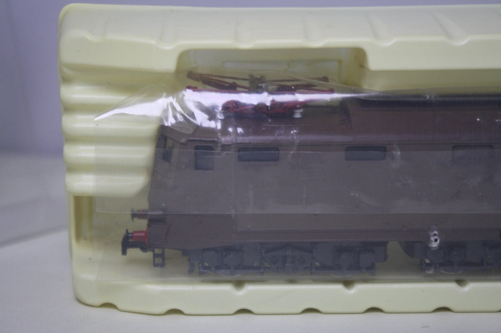 Rivarossi HO Scale Electric Locomotive Model E.636 381
