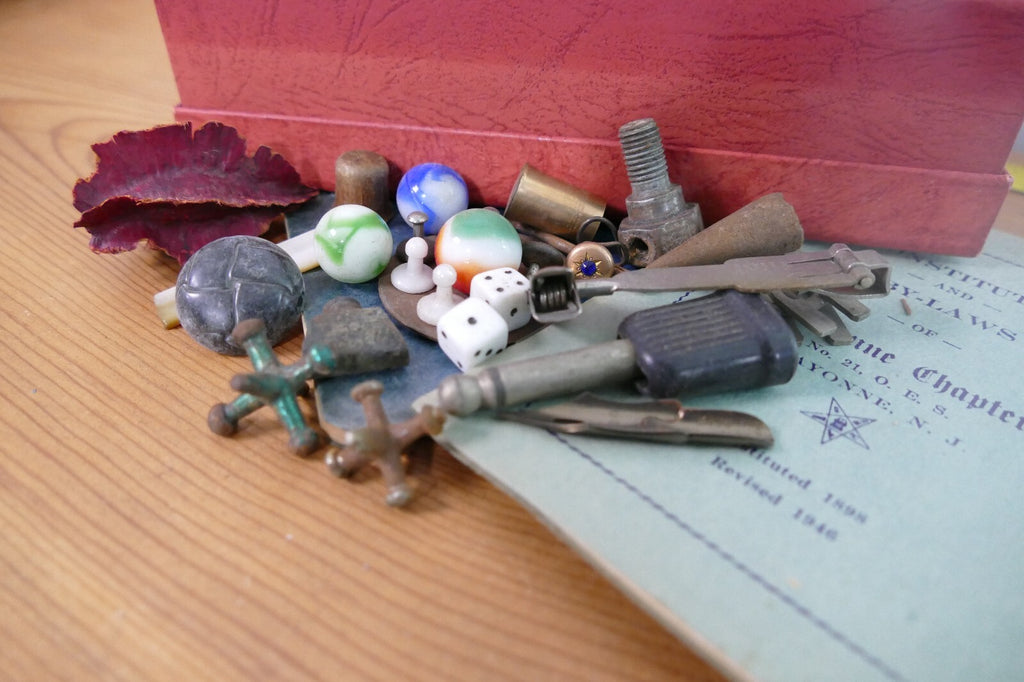 Mixed Ephemera Lot Including Vintage / Antique Jacks and Marbles