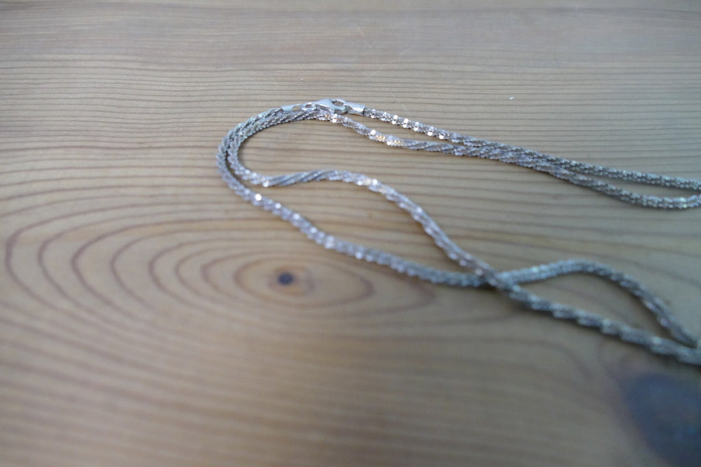 Silver Necklace Marked on Clasp Made in Italy 925