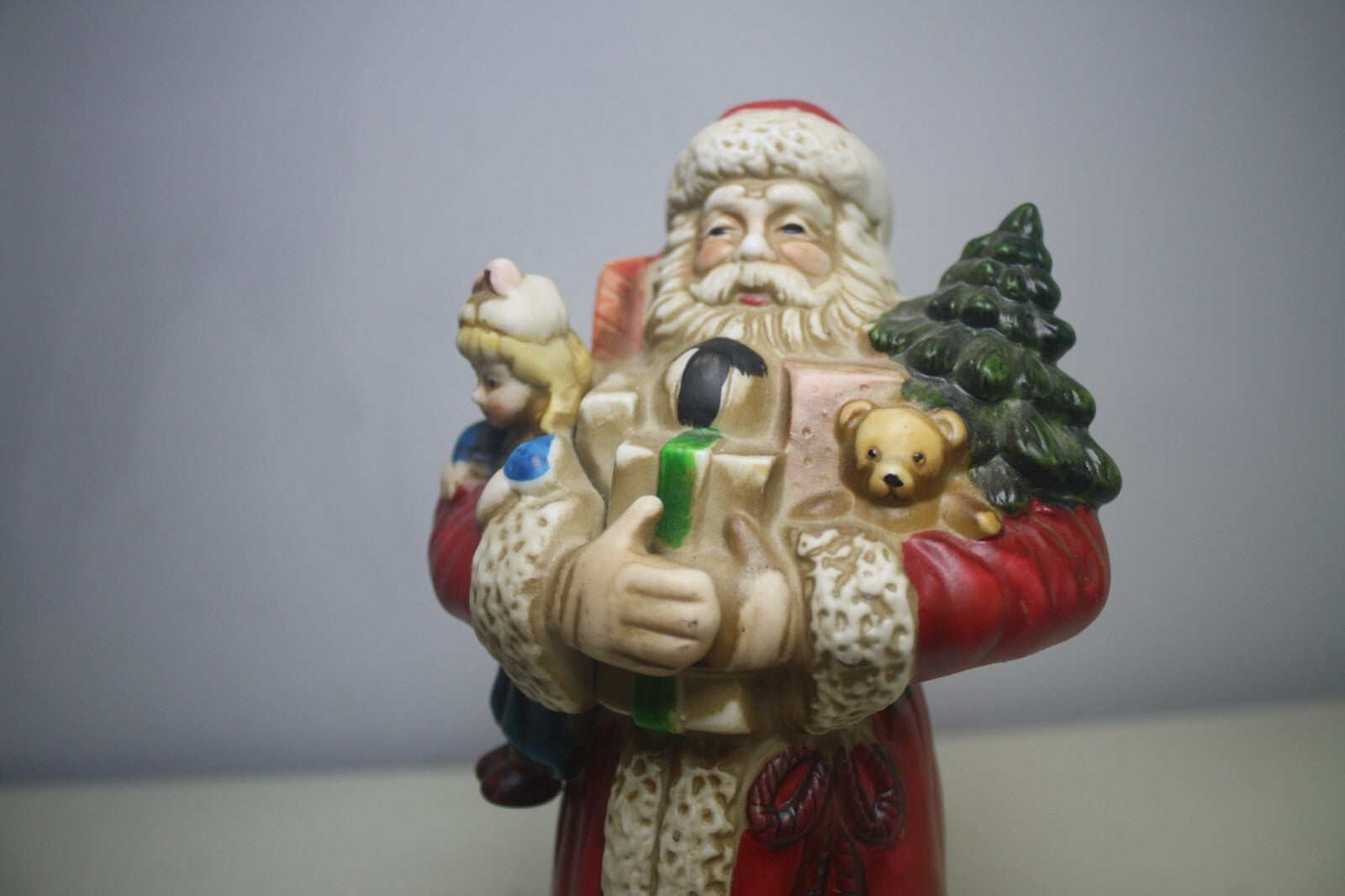 Vintage Silvestri Ceramic Santa Claus Figurine Music Box
