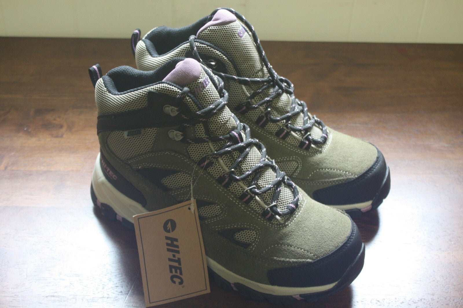 Hi-Tec Women's Waterproof Hiking Boots Size 9.5 M