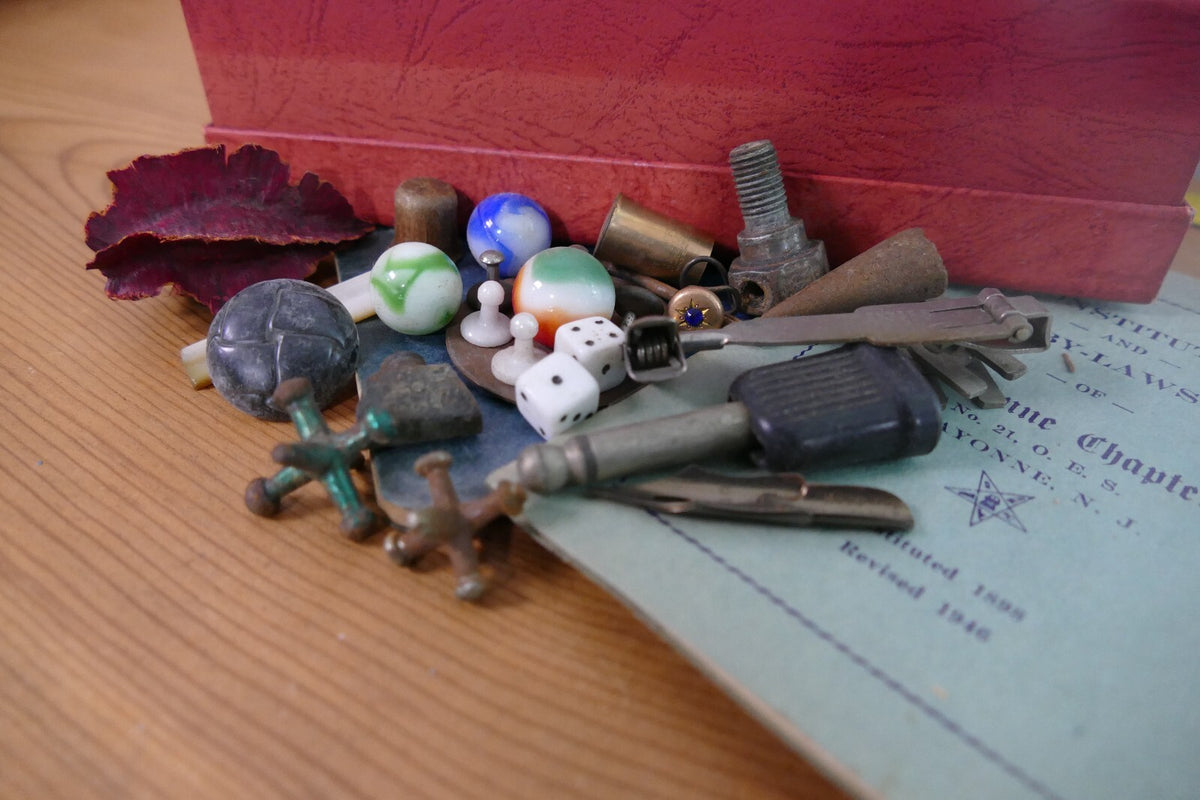 Mixed Ephemera Lot Including Vintage / Antique Jacks and Marbles