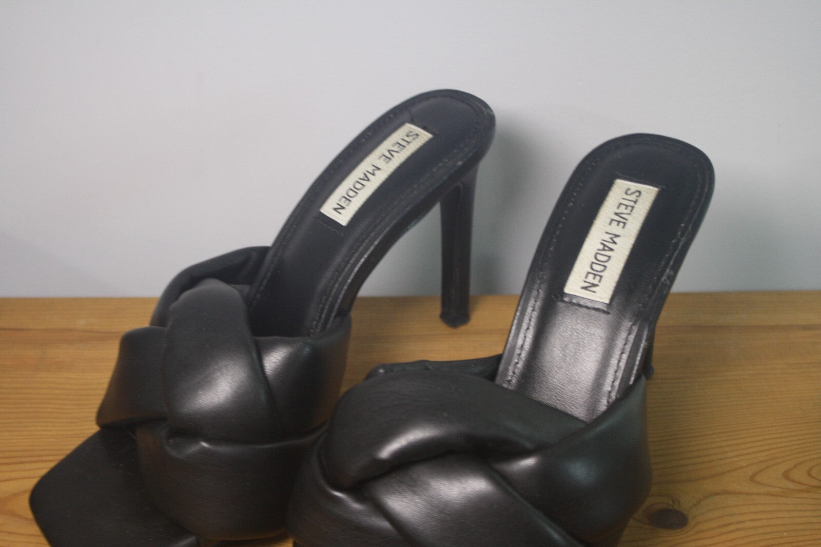Steve Madden Black Knotted Strap High Heel Sandals Size 7M