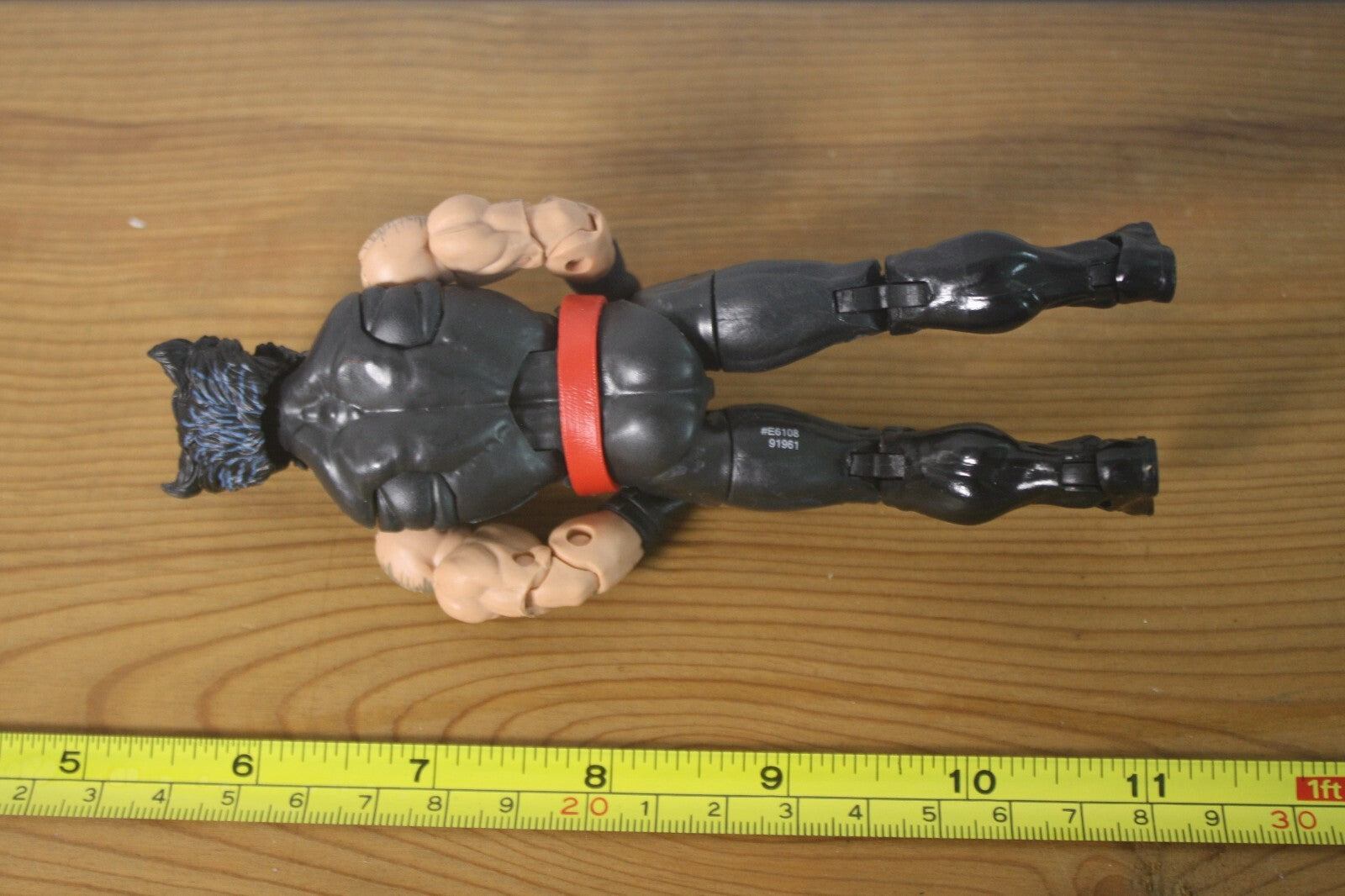 HASBRO MARVEL LEGENDS RETRO CARD UNCANNY X-MEN WOLVERINE