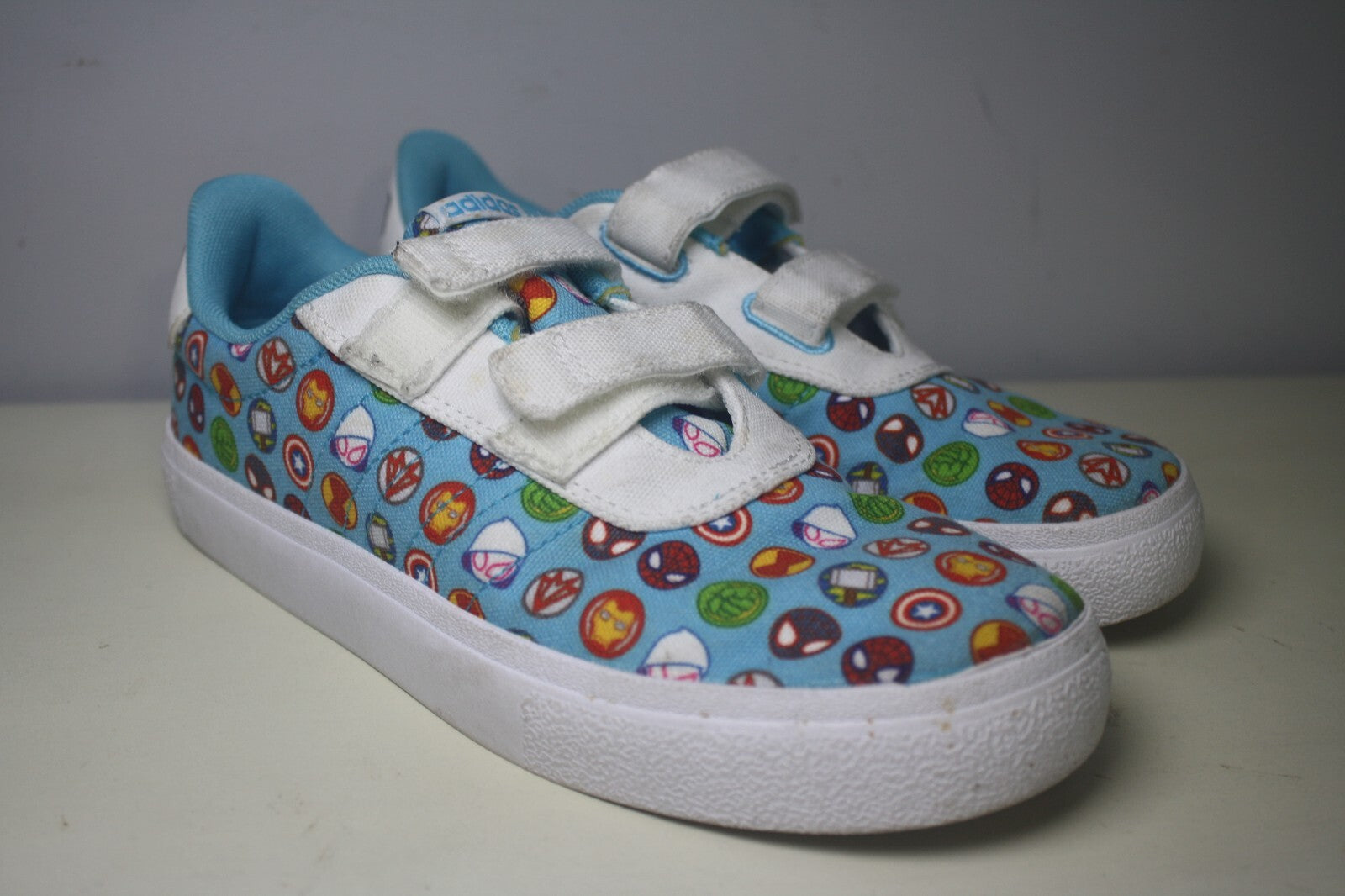 Adidas Marvel Super Hero Adventures Kids Sneakers Size 3