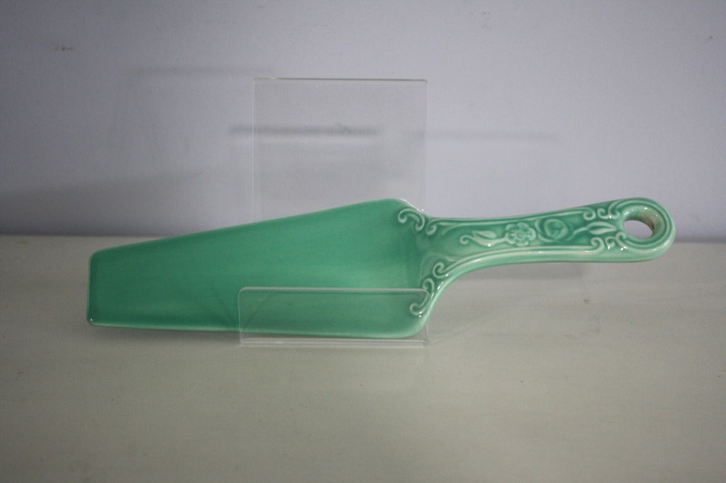 Kitchen Kraft Cake Pie Server Fiesta Original Green