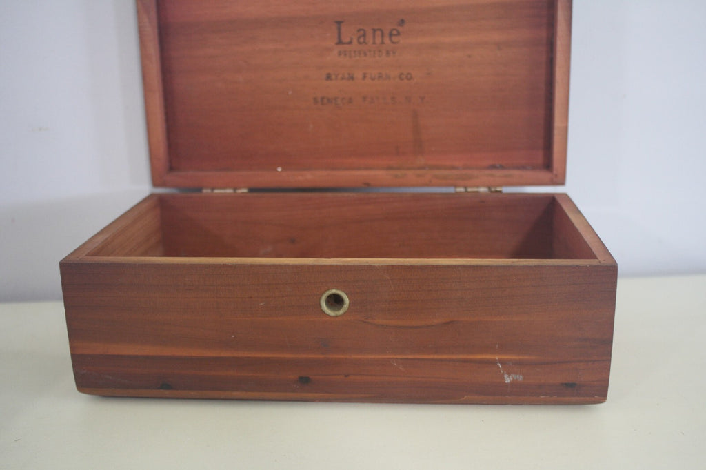 Vintage Lane Miniature Cedar Chest