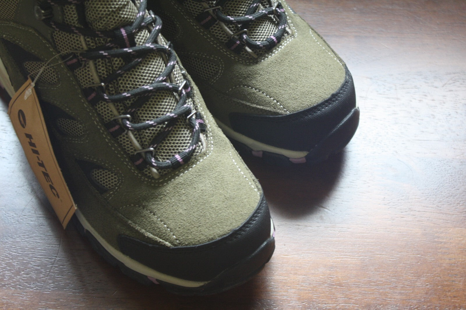 Hi-Tec Women's Waterproof Hiking Boots Size 9.5 M