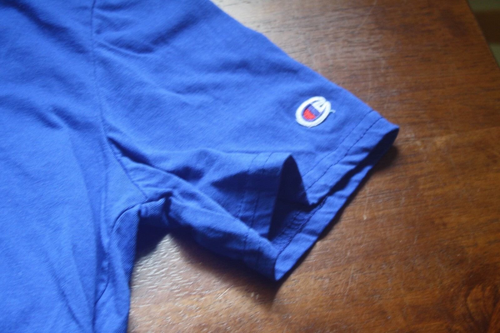 Champion Blue Logo Graphic T-Shirt Size Youth Large