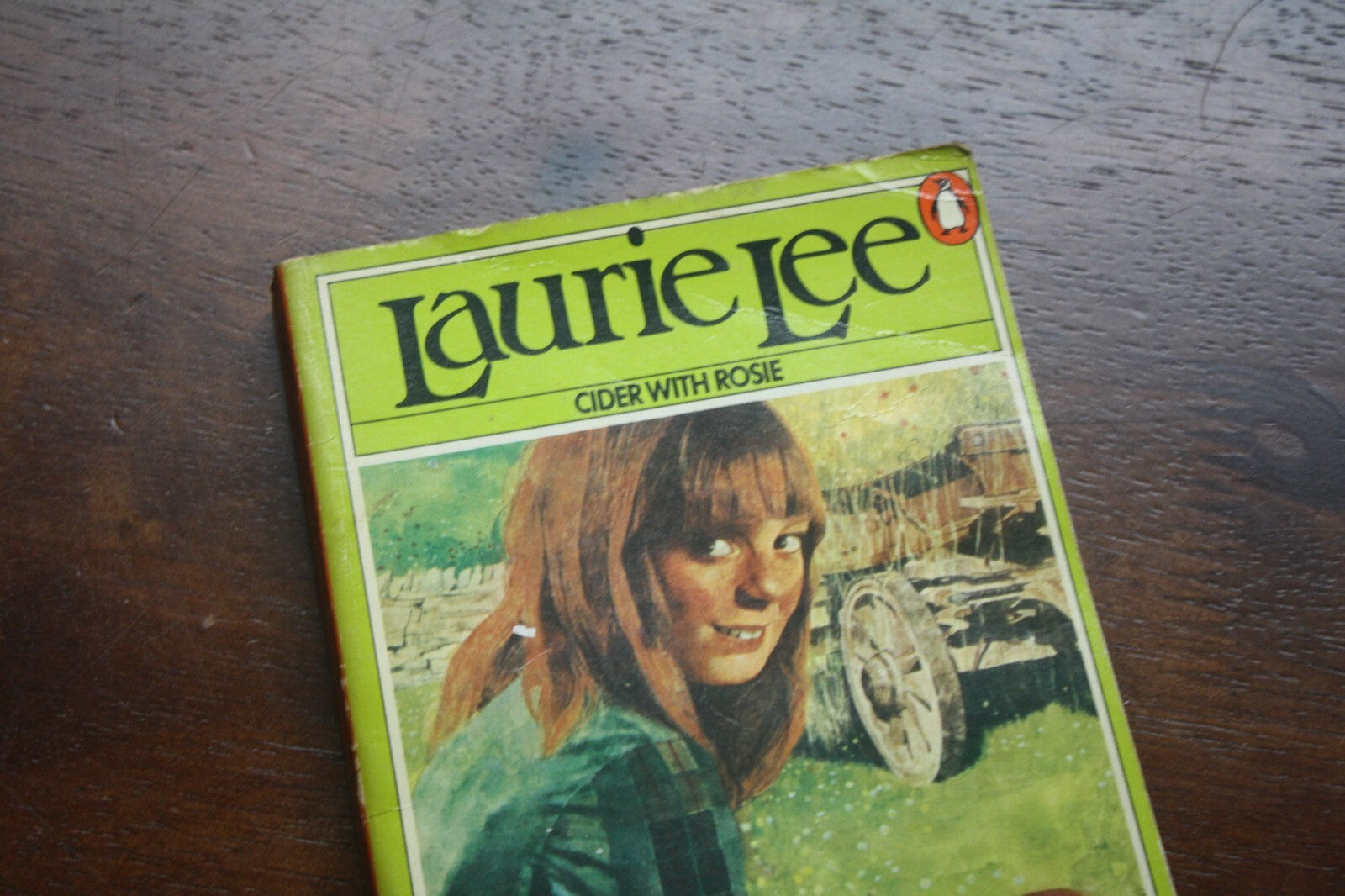 Cider With Rosie by Laurie Lee - Vintage Paperback Book
