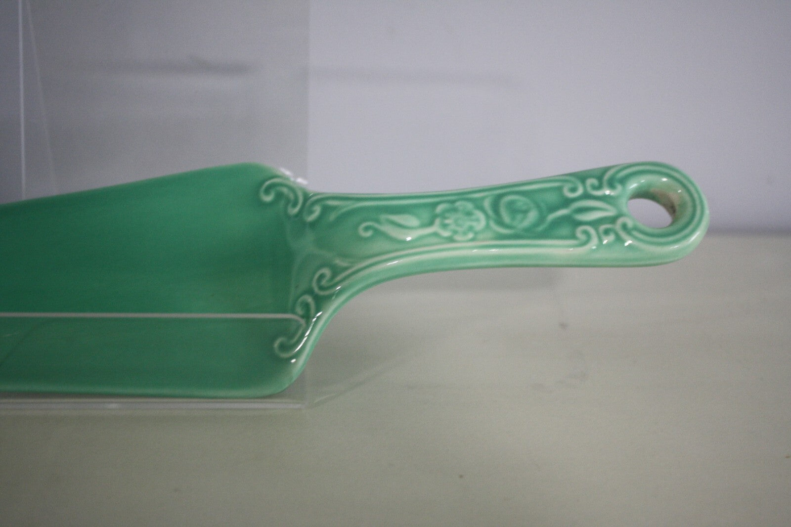 Kitchen Kraft Cake Pie Server Fiesta Original Green