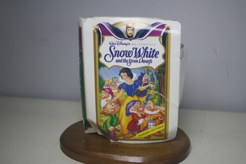 Vintage Snow White and the Seven Dwarfs Figurine with Original Box