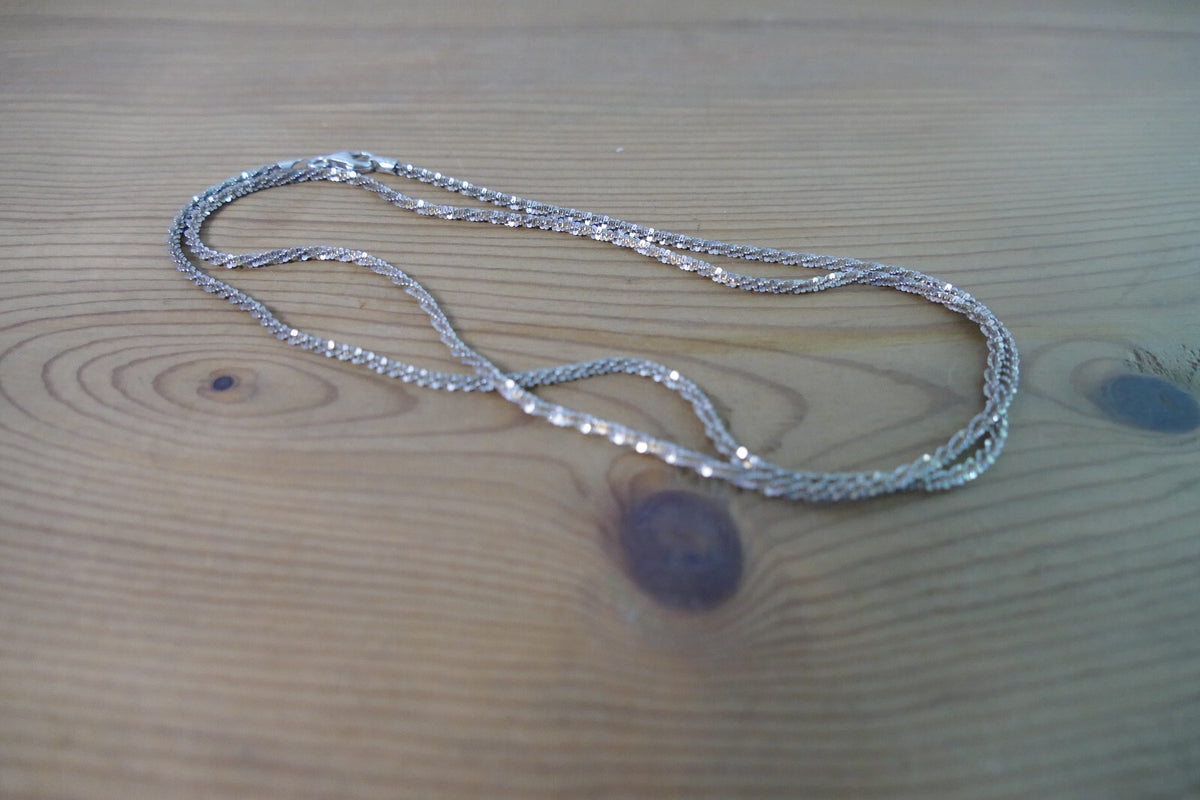 Silver Necklace Marked on Clasp Made in Italy 925