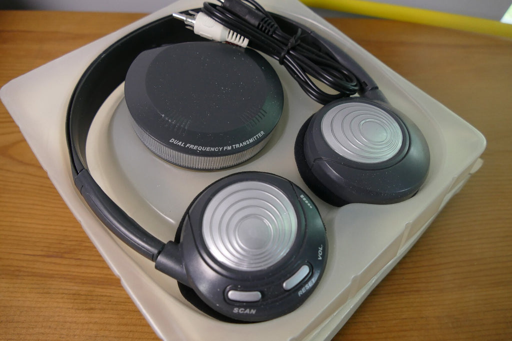 Wireless Dual Frequency FM Transmitter Headphones