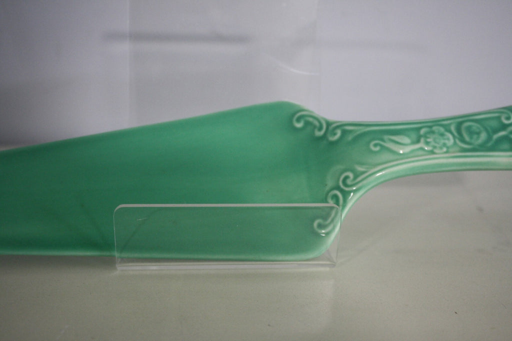 Kitchen Kraft Cake Pie Server Fiesta Original Green