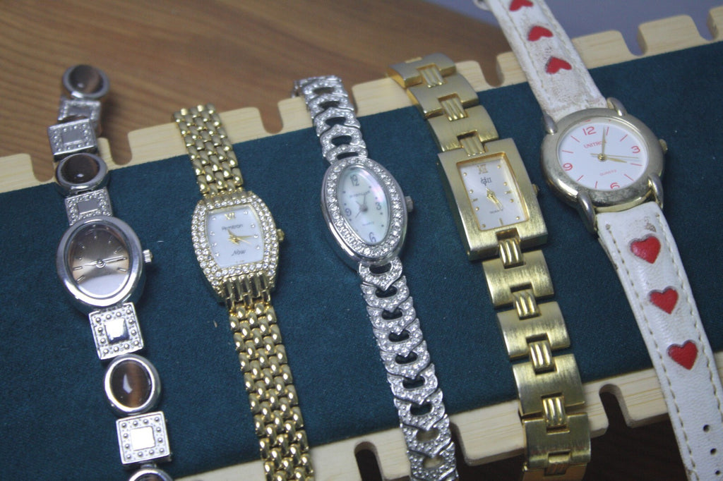 Set of 5 Women's Fashion Wrist Watches with Decorative Bands