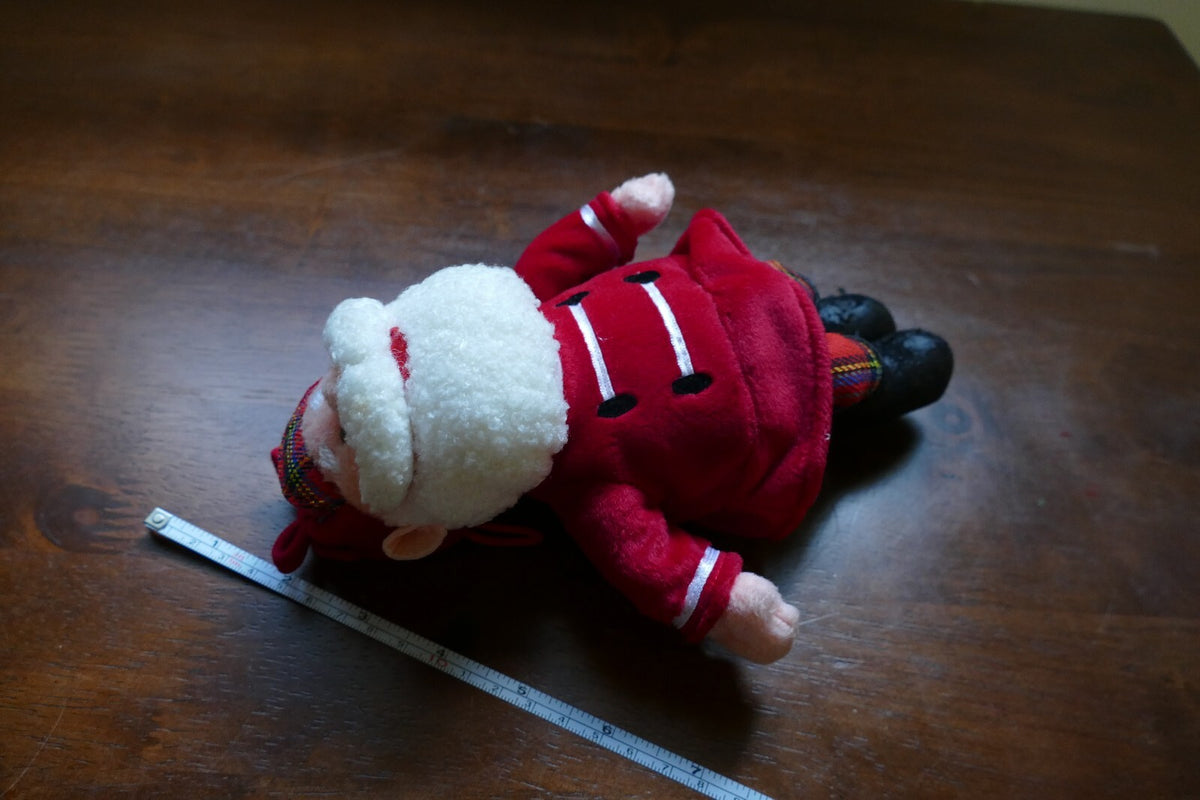 Vintage 1999 Island of Misfit Toys Santa Stuffies