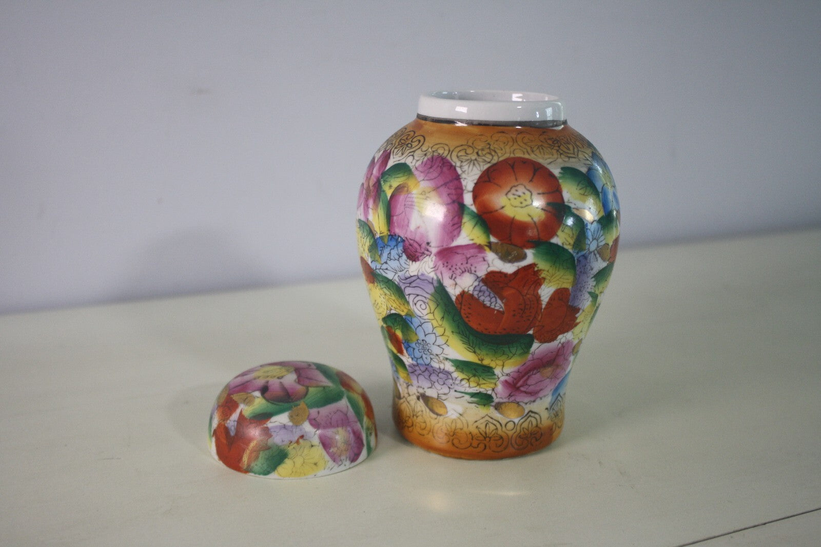 Vintage Chinese Famille Rose Ginger Jar