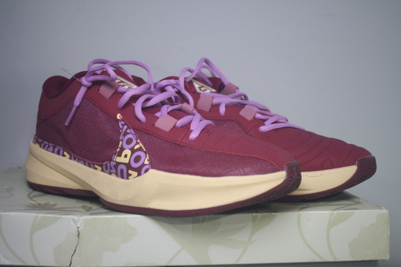 Nike Zoom Freak 5 Men's 11 Pre-Owned