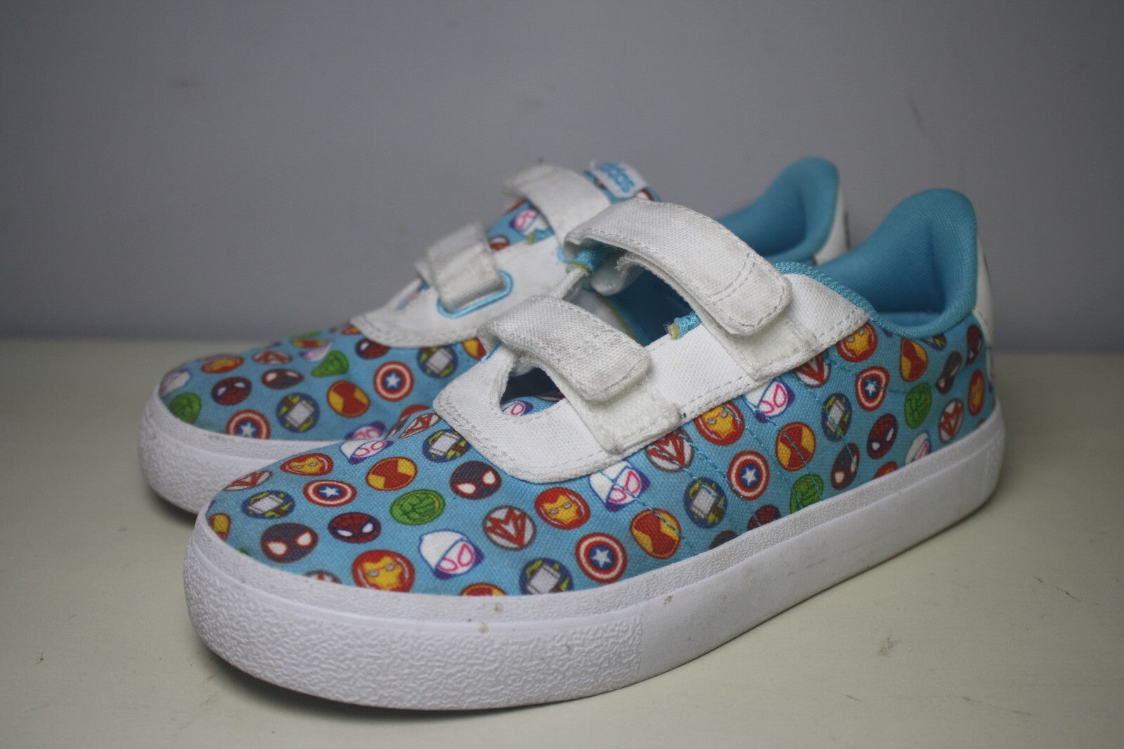 Adidas Marvel Super Hero Adventures Kids Sneakers Size 3